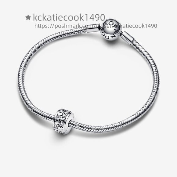 Pandora Infinite Hearts Sparkling Clip Charm - Picture 4 of 6